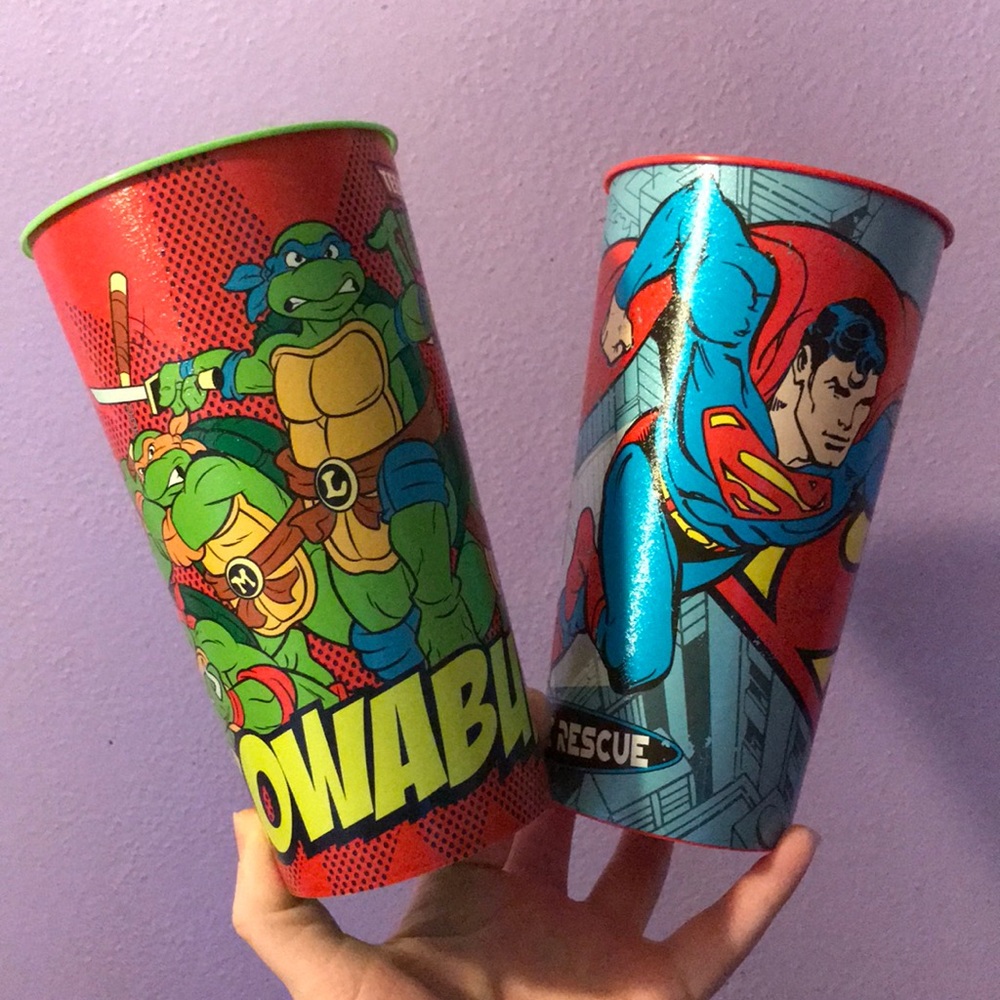Superman & TMNT 32 OZ Party Cups